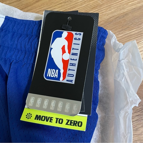 SOLD NEW Nike Men’s 76ers Basketball Shorts (M, 34”) - Picture 4 of 9